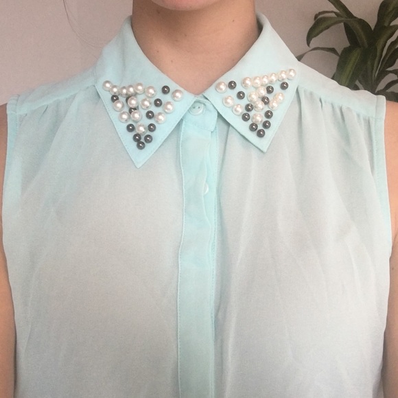 Collared Top - Picture 2 of 2